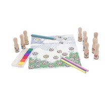 Load image into Gallery viewer, Deluxe Happy Handles Wooden Stamp Set- Melissa &amp; Doug