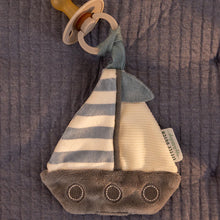 Load image into Gallery viewer, Little Dutch Pacifier Cloth - Sailors Bay