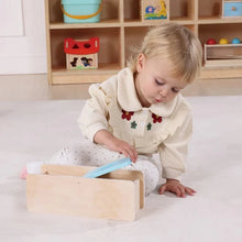 Load image into Gallery viewer, Montessori Inspired Play Box - 9 to 10 months - Tooky Toy